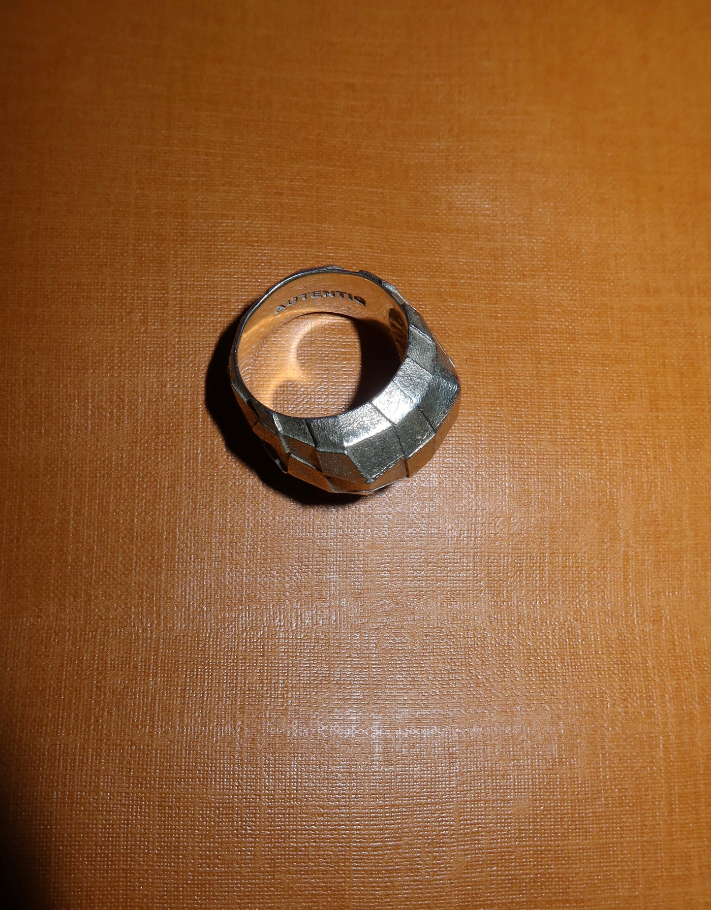 Каблучка AUTENTIQ в сріблі