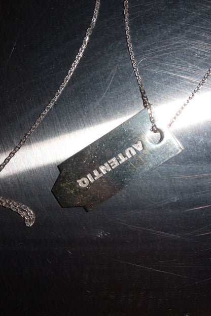 Essence revealed підвіс