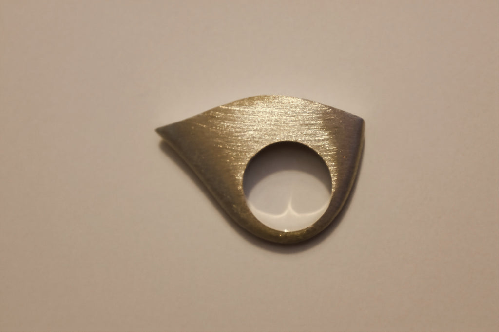 Essence revealed каблучка 4.