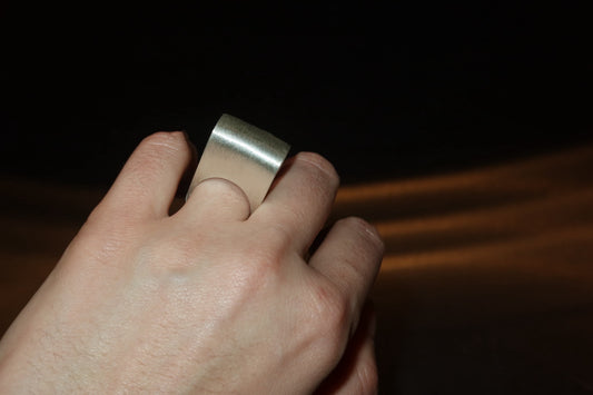 Essence revealed каблучка 5.