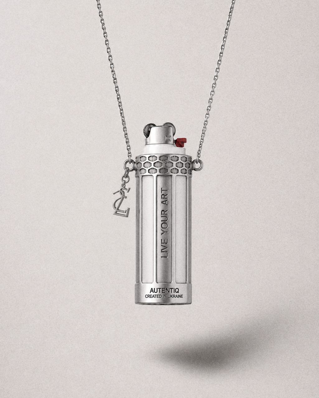 LIVE YOUR ART case в сріблі