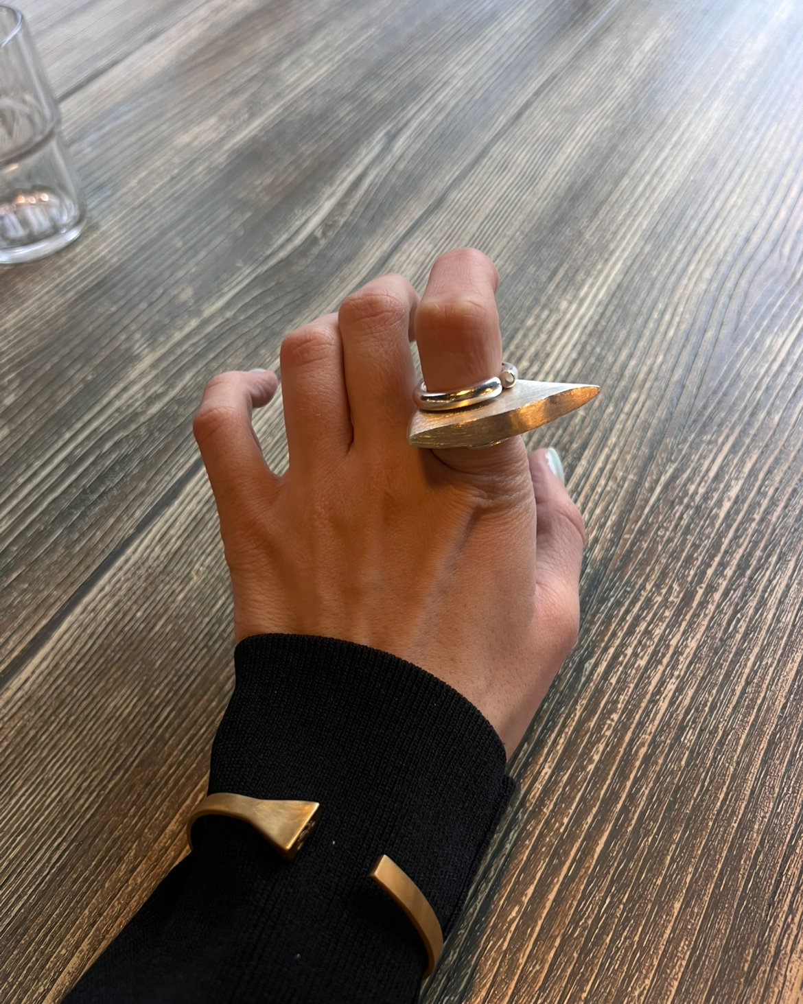 Essence revealed каблучка 4.