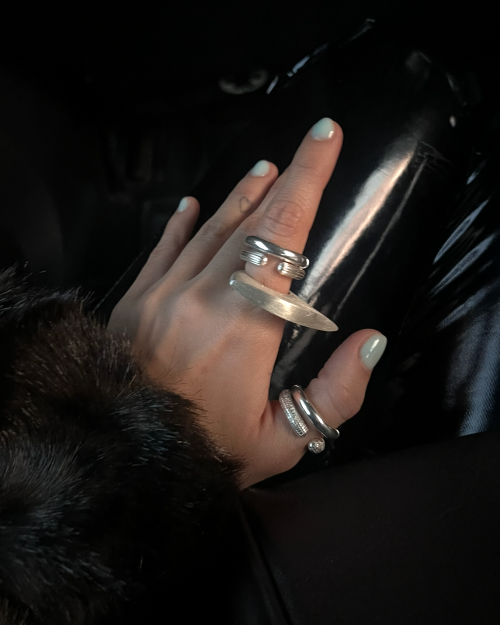 Essence revealed каблучка 4.